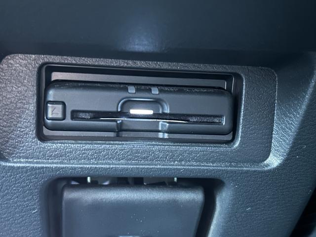 オーラ Ｇ　純正９インチナビ・全周囲カメラ・プッシュスタート・インテリジェントルームミラー・ブラインドスポットモニター・純正１７インチＡＷ・ＬＥＤヘッドライト・オートライト・オートマチックハイビーム・フォグライト（78枚目）