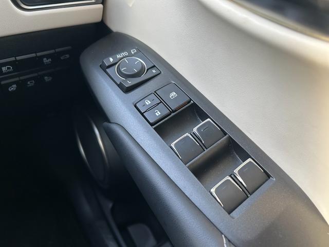 NX NX300h Iパッケージ 純正メーカーナビ・パノラミックビューモニター・レクサスセーフティシステム・プリクラッシュセーフティ・レーダークルーズコントロール・レーントレーシングアシスト・オートマチックハイビーム・スペアキー(33枚目)