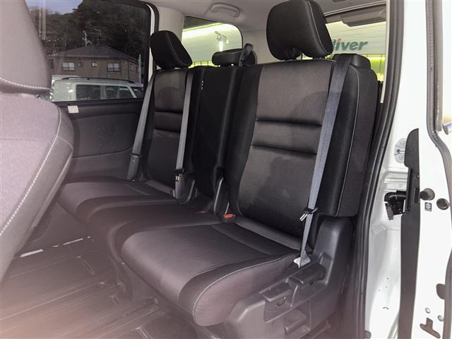 セレナ ハイウェイスター　プロパイロットエディション　社外ＳＤナビ・フルセグＴＶ・８人乗り・プロパイロット・両側Ｐスラ・追従型クルコン・ＬＥＤヘッドライト・バックカメラ・ウィンカーミラー・電格ミラー・アイドリングストップ・ＥＴＣ・純正ＡＷ（24枚目）