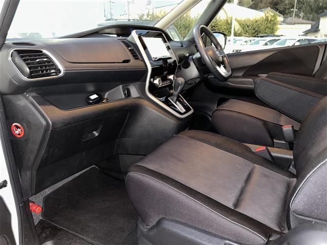 セレナ ハイウェイスター　プロパイロットエディション　社外ＳＤナビ・フルセグＴＶ・８人乗り・プロパイロット・両側Ｐスラ・追従型クルコン・ＬＥＤヘッドライト・バックカメラ・ウィンカーミラー・電格ミラー・アイドリングストップ・ＥＴＣ・純正ＡＷ（25枚目）