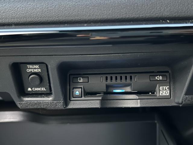 クラウンハイブリッド ＲＳアドバンス　純正ＳＤナビ・Ｔｏｙｏｔａ　Ｓａｆｅｔｙ　Ｓｅｎｓｅ・ＥＴＣ２．０・ドライブレコーダー・アラウンドビューモニター・ヘッドアップディスプレイ・電動パーキングブレーキ・ＬＥＤヘッドライト・前席パワーシート（30枚目）