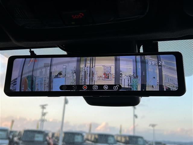 ヤリス Ｚ　ワンオーナー・純正ディスプレイオーディオ・デジタルインナーミラー・トヨタセーフティセンス・車高調（ＲＧ）・前席シートヒーター・ＥＴＣ・ドライブレコーダー・社外ＡＷ・ＬＥＤヘッドライト・禁煙車（5枚目）