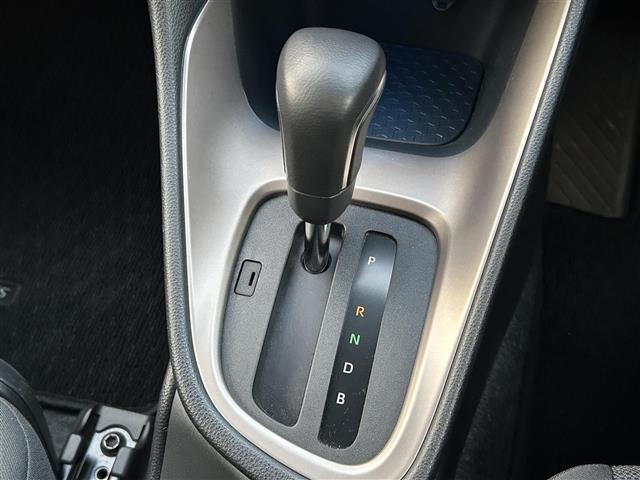 ヤリス Ｚ　ワンオーナー・純正ディスプレイオーディオ・デジタルインナーミラー・トヨタセーフティセンス・車高調（ＲＧ）・前席シートヒーター・ＥＴＣ・ドライブレコーダー・社外ＡＷ・ＬＥＤヘッドライト・禁煙車（7枚目）