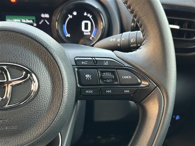 ヤリス Ｚ　ワンオーナー・純正ディスプレイオーディオ・デジタルインナーミラー・トヨタセーフティセンス・車高調（ＲＧ）・前席シートヒーター・ＥＴＣ・ドライブレコーダー・社外ＡＷ・ＬＥＤヘッドライト・禁煙車（11枚目）