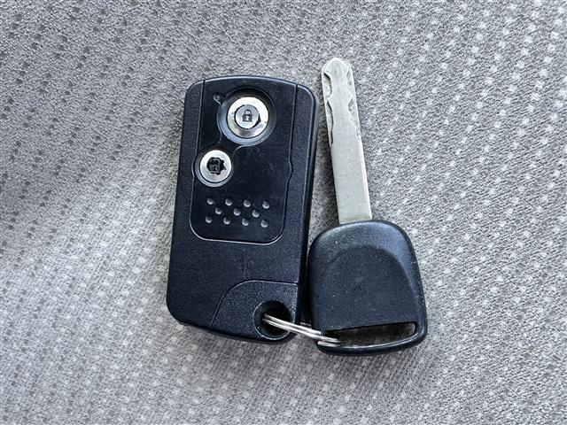 ライフ Ｇスマートプラス　保証書・取扱説明書・ラジオ（ＡＭ／ＦＭ）・ＣＤ再生・ＡＡＣ・ＡＢＳ・盗難防止装置・ハロゲンヘッドライト・エアバック（運転席／助手席）・スペアキー（40枚目）