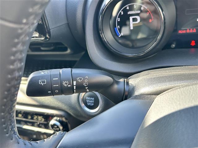 ヤリス Ｚ　ワンオーナー・純正ディスプレイオーディオ・フルモデリスタ・ＭＴモード付き・トヨタセーフティセンス・前席シートヒーター・スペアキー×１・バックカメラ・ＥＴＣ・ドライブレコーダー・純正ＡＷ・ＬＥＤライト（15枚目）