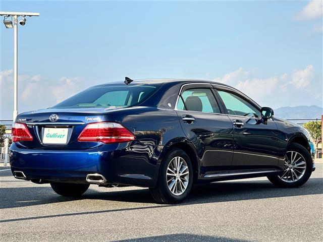 クラウン ロイヤルサルーン　純正ＨＤＤナビ・バックカメラ・プッシュスタート・ビルトインＥＴＣ・クルーズコントロール・前席パワーシート・純正１６インチＡＷ・ＨＩＤオートライト・スマートキー・純正フロアマット・禁煙車（36枚目）