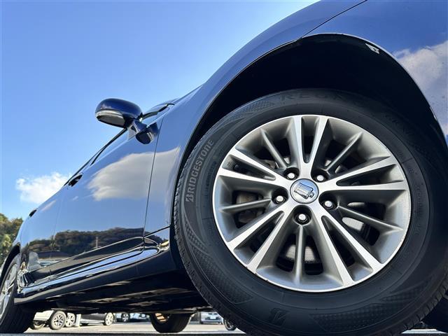 クラウン ロイヤルサルーン　純正ＨＤＤナビ・バックカメラ・プッシュスタート・ビルトインＥＴＣ・クルーズコントロール・前席パワーシート・純正１６インチＡＷ・ＨＩＤオートライト・スマートキー・純正フロアマット・禁煙車（40枚目）