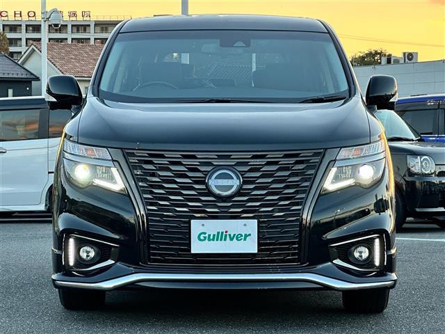 エルグランド ２５０ハイウェイスタープレミアムアーバンクロム　ワンオーナー・純正ナビ・フルセグＴＶ・純正ＡＷ・両側Ｐスラ・パワーバックドア・エマージェンシーブレーキ・ブラインドスポットモニター・純正フロントスポイラー・全方位カメラ・パワーシート・ＬＥＤライト（30枚目）