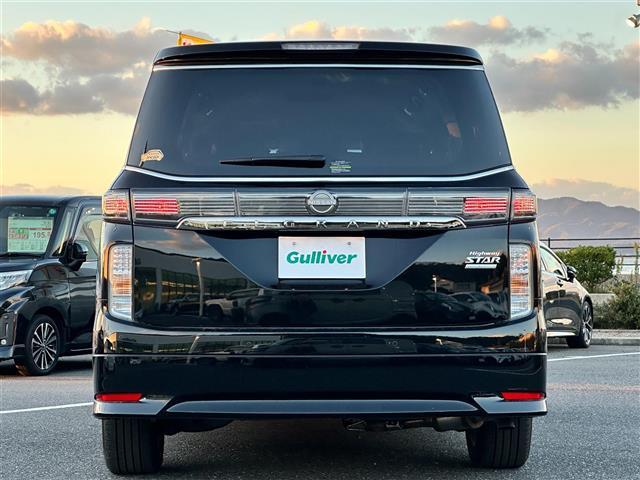 エルグランド ２５０ハイウェイスタープレミアムアーバンクロム　ワンオーナー・純正ナビ・フルセグＴＶ・純正ＡＷ・両側Ｐスラ・パワーバックドア・エマージェンシーブレーキ・ブラインドスポットモニター・純正フロントスポイラー・全方位カメラ・パワーシート・ＬＥＤライト（34枚目）