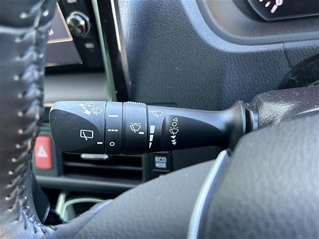 ヴォクシー ＺＳ　煌　純正ナビ・フルセグ・バックカメラ・両側パワスラ・ＥＴＣ２．０・ドラレコ・前方コーナーセンサー・ＬＥＤライト・オートライト・オートハイビーム・レーンキープ・衝突軽減ブレーキ・クルコン・スマートキー（10枚目）