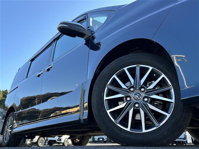 ヴォクシー ＺＳ　煌　純正ナビ・フルセグ・バックカメラ・両側パワスラ・ＥＴＣ２．０・ドラレコ・前方コーナーセンサー・ＬＥＤライト・オートライト・オートハイビーム・レーンキープ・衝突軽減ブレーキ・クルコン・スマートキー（40枚目）