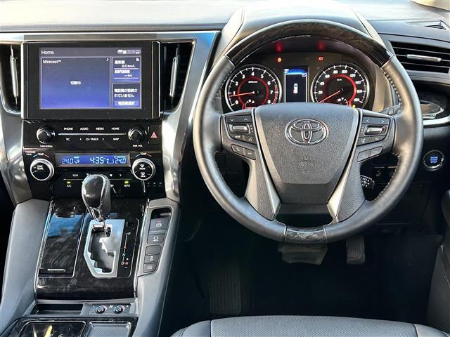 アルファード ２．５Ｓ　Ｃパッケージ　純Ｄオーディオ・サンルーフ・フルエアロ・後席モニター・三眼ライト・シーケンシャルウィンカー・両側Ｐスラ・Ｐバックドア・パワーシート・シートヒーター・エアーシート・ステアリングヒーター・バックカメラ（16枚目）