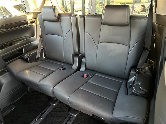 アルファード ２．５Ｓ　Ｃパッケージ　純Ｄオーディオ・サンルーフ・フルエアロ・後席モニター・三眼ライト・シーケンシャルウィンカー・両側Ｐスラ・Ｐバックドア・パワーシート・シートヒーター・エアーシート・ステアリングヒーター・バックカメラ（29枚目）