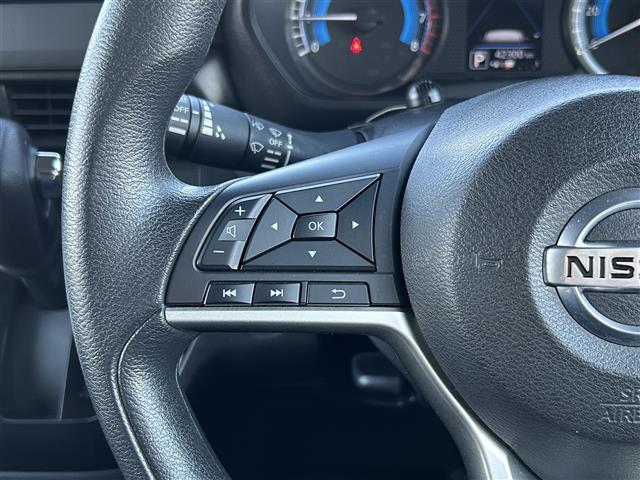 ルークス ハイウェイスター　Ｘ　プロパイロットエディション　純正ナビ・フルセグ・プロパイロット・両側パワスラ・デジタルミラー・ＥＴＣ・全周囲カメラ・純正フロアマット・純正ＡＷ・後方コーナーセンサー・ＬＥＤヘッドライト・オートライト・シートバックテーブル・禁煙車（9枚目）