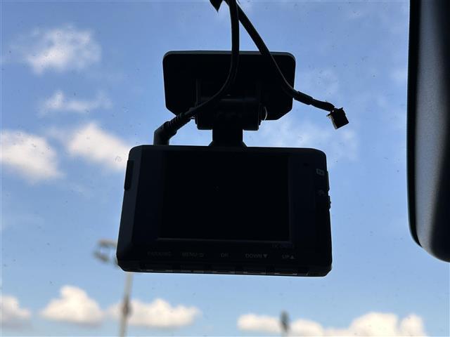 ライズ Ｚ　純正ディスプレイオーディオ・全周囲カメラ・シートヒーター・ブラインドスポット・コーナーセンサー・レーダークルコン・横滑り防止・レーンキープ・衝突軽減ブレーキ・ドラレコ・ＥＴＣ・ＬＥＤライト・純正ＡＷ（18枚目）