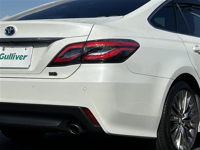 クラウンハイブリッド Ｓ　Ｃパッケージ　純正ＳＤナビ・フルセグテレビ・バックカメラ・プリクラッシュセーフティ・レーダークルーズ・レーンキープ・クリアランスソナー・ブラインドスポット・パーキングサポート・ヘッドアップディスプレイ・純正１８ＡＷ（36枚目）