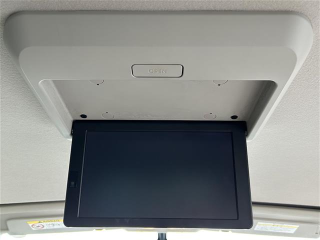 セレナ Ｘ　ワンオーナー・純正ＳＤナビ・フルセグＴＶ・両側パワスラ・ブラウンハーフレザーシート・全周囲カメラ・クルーズコントロール・ビルトインＥＴＣ・ロールサンシェード・前後コーナーセンサー・ＬＥＤヘッドライト（5枚目）