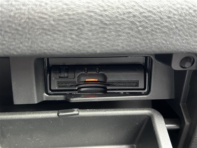 セレナ Ｘ　ワンオーナー・純正ＳＤナビ・フルセグＴＶ・両側パワスラ・ブラウンハーフレザーシート・全周囲カメラ・クルーズコントロール・ビルトインＥＴＣ・ロールサンシェード・前後コーナーセンサー・ＬＥＤヘッドライト（16枚目）