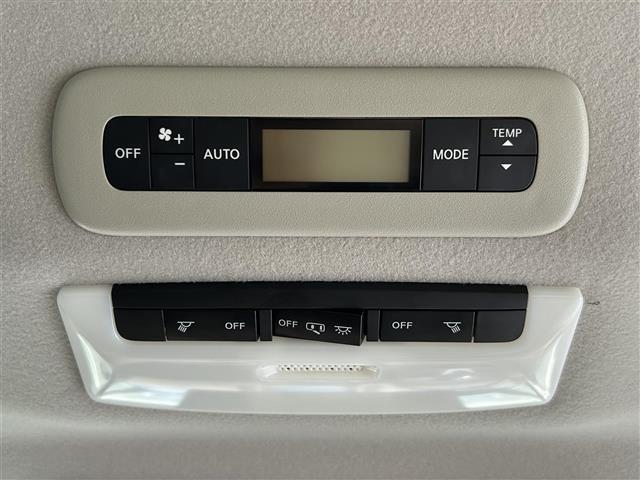 セレナ Ｘ　ワンオーナー・純正ＳＤナビ・フルセグＴＶ・両側パワスラ・ブラウンハーフレザーシート・全周囲カメラ・クルーズコントロール・ビルトインＥＴＣ・ロールサンシェード・前後コーナーセンサー・ＬＥＤヘッドライト（17枚目）