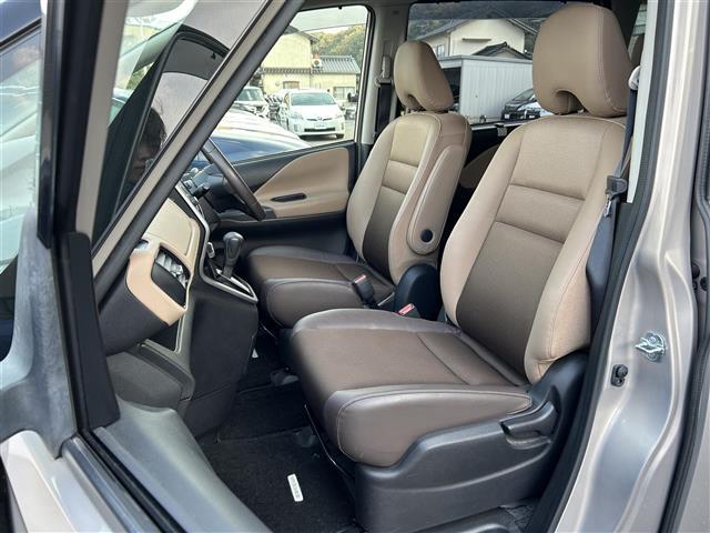 セレナ Ｘ　ワンオーナー・純正ＳＤナビ・フルセグＴＶ・両側パワスラ・ブラウンハーフレザーシート・全周囲カメラ・クルーズコントロール・ビルトインＥＴＣ・ロールサンシェード・前後コーナーセンサー・ＬＥＤヘッドライト（25枚目）