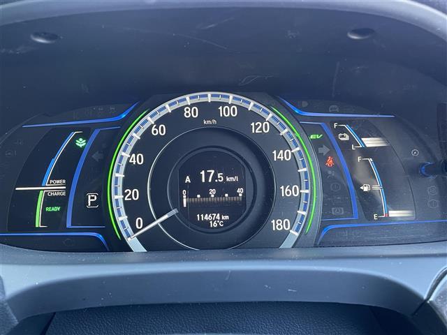 アコードハイブリッド EX 純正ナビ・フルセグTV・バックカメラ・ETC・電動リアサンシェード・前席パワーシート・社外フロアマット・純正17インチAW・レーダークルーズコントロール・前後コーナーセンサー・LEDヘッドライト・取説(9枚目)