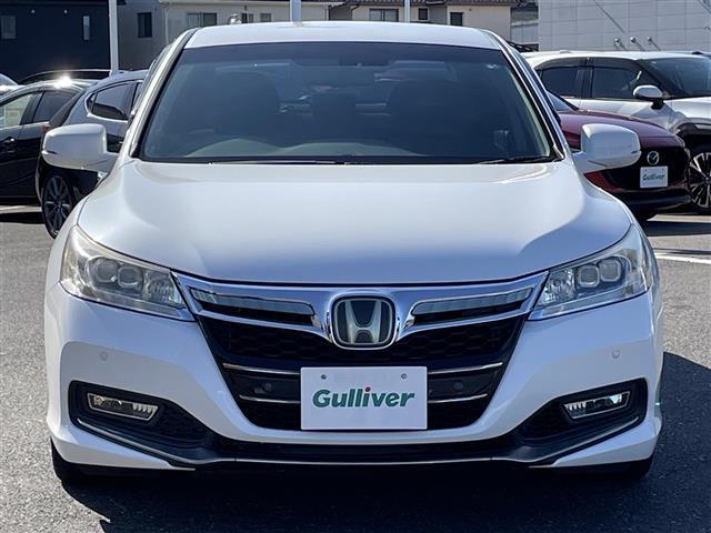 アコードハイブリッド EX 純正ナビ・フルセグTV・バックカメラ・ETC・電動リアサンシェード・前席パワーシート・社外フロアマット・純正17インチAW・レーダークルーズコントロール・前後コーナーセンサー・LEDヘッドライト・取説(29枚目)