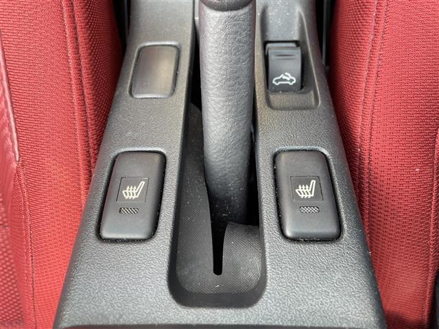 コペン セロ　社外オーディオ（ＣＵＫ－Ｗ６９Ｄ）・Ｂｌｕｅｔｏｏｔｈ・シートヒーター・プッシュスタート・アイドリングストップ・純正ＬＥＤ・純正１６インチアルミ・純正フォグライト・保証書（14枚目）