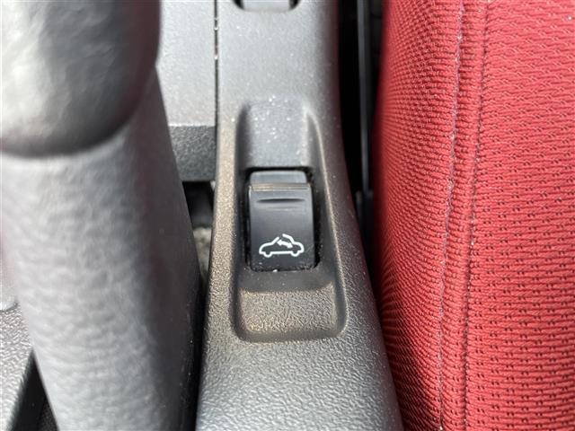 コペン セロ　社外オーディオ（ＣＵＫ－Ｗ６９Ｄ）・Ｂｌｕｅｔｏｏｔｈ・シートヒーター・プッシュスタート・アイドリングストップ・純正ＬＥＤ・純正１６インチアルミ・純正フォグライト・保証書（15枚目）