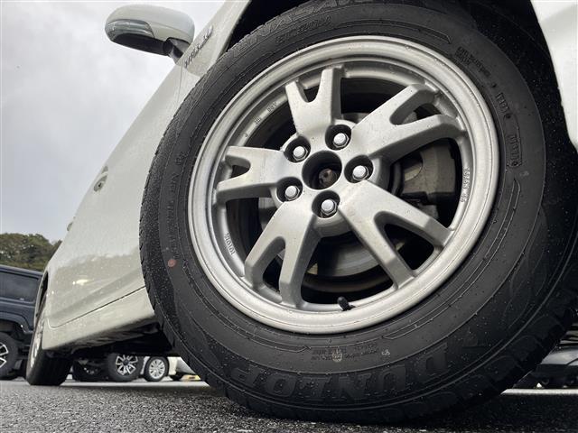 プリウス Ｓ　ＬＥＤエディション　純正ナビ・プッシュスタート・ステアリングスイッチ・ビルトインＥＴＣ・バックカメラ・ヘッドライトウォッシャー・ＬＥＤライト・フォグライト・純正フロアマット・スマートスペアキー・ドアバイザー・パワステ（40枚目）