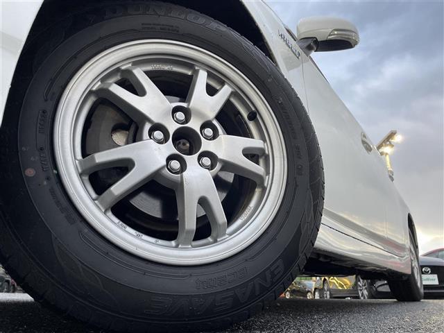 プリウス Ｓ　ＬＥＤエディション　純正ナビ・プッシュスタート・ステアリングスイッチ・ビルトインＥＴＣ・バックカメラ・ヘッドライトウォッシャー・ＬＥＤライト・フォグライト・純正フロアマット・スマートスペアキー・ドアバイザー・パワステ（41枚目）