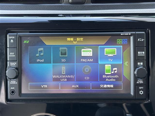 デイズ Ｘ　純正ナビ・ワンセグテレビ・アラウンドビュー・前後コーナーセンサー・横滑り防止装置・衝突被害軽減ブレーキ・ＥＴＣ・アイドリングストップ・プッシュスタート・スマートキー・ハロゲンヘッドライト・禁煙車（4枚目）