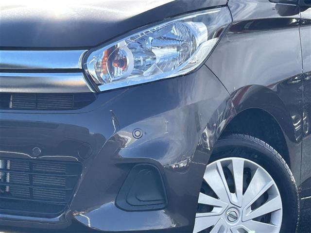 デイズ Ｘ　純正ナビ・ワンセグテレビ・アラウンドビュー・前後コーナーセンサー・横滑り防止装置・衝突被害軽減ブレーキ・ＥＴＣ・アイドリングストップ・プッシュスタート・スマートキー・ハロゲンヘッドライト・禁煙車（33枚目）