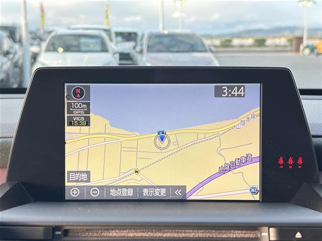 クラウンハイブリッド ＲＳアドバンス　純正ＳＤナビ（フルセグテレビ／ＡＭ／ＦＭラジオ／ＣＤ／ＤＶＤ／ＵＳＢ／Ｂｌｕｅｔｏｏｔｈ）・クルーズコントロール（追従走行あり）・アラウンドビューモニター・ブラインドスポットモニター・フォグランプ（14枚目）