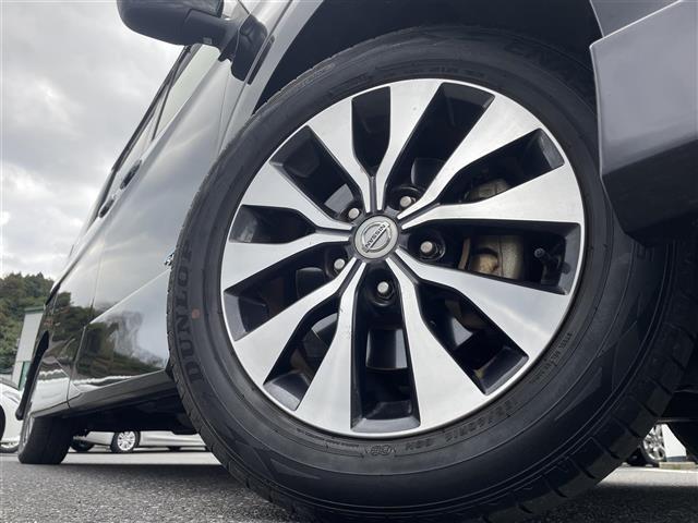 セレナ ハイウェイスター　プロパイロットエディション　純正９インチナビ・フリップダウンモニター・バックカメラ・プロパイロット・エマージェンシーブレーキ・レーンアシスト・コーナーセンサー・プッシュスタート・スマートキー・横滑り防止装置・ＬＥＤヘッドライト（40枚目）