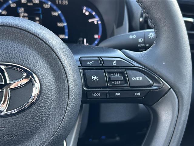 ヤリスクロス ハイブリッドＺ　純正ナビ・フルセグテレビ・バックカメラ・パワーシート・シートヒーター・ステアリングヒーター・パワーバックドア・オートマチックハイビーム・レーントレーシングアシスト・パーキングサポートブレーキ・ＥＴＣ（15枚目）