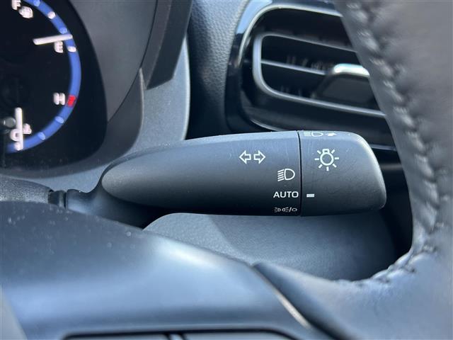 ヤリスクロス ハイブリッドＺ　純正ナビ・フルセグテレビ・バックカメラ・パワーシート・シートヒーター・ステアリングヒーター・パワーバックドア・オートマチックハイビーム・レーントレーシングアシスト・パーキングサポートブレーキ・ＥＴＣ（17枚目）