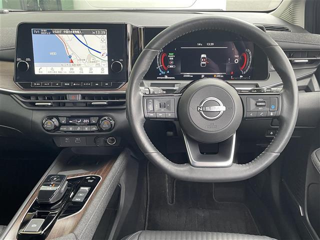 オーラ Ｇ　レザーエディション　純正ナビ・フルセグテレビ・ＢＯＳＥサウンド・全周囲カメラ・プロパイロット・シートヒーター・ステアリングヒーター・衝突軽減・ブラインドスポットモニター・オートハイビーム・コーナーセンサー・ドラレコ（11枚目）