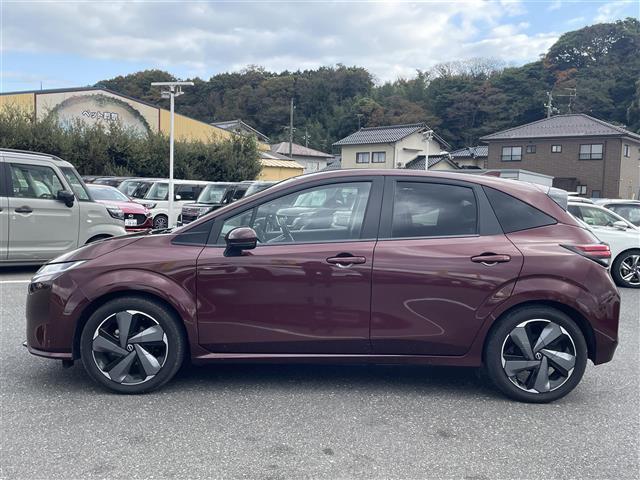 オーラ Ｇ　レザーエディション　純正ナビ・フルセグテレビ・ＢＯＳＥサウンド・全周囲カメラ・プロパイロット・シートヒーター・ステアリングヒーター・衝突軽減・ブラインドスポットモニター・オートハイビーム・コーナーセンサー・ドラレコ（30枚目）