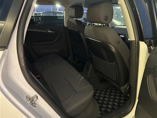 店頭販売もしておりますので、先に在庫が無くなってしまうこともございます。気になる車はまずはお問い合わせください！