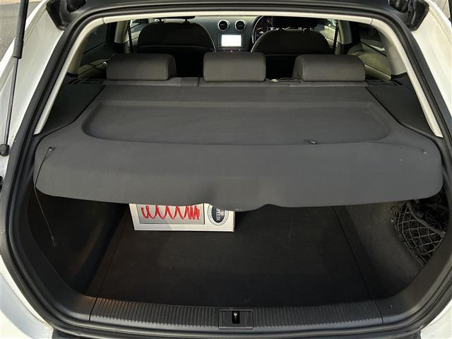 みなさまのお車選びのお手伝いをさせてください！スタッフ一同心よりご来店、お問い合わせをお待ちしております！