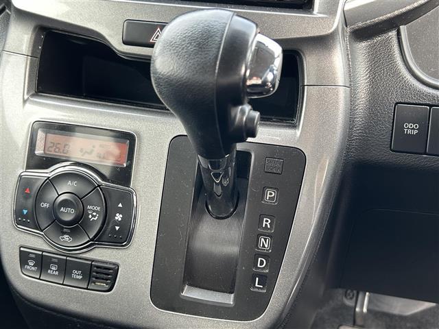 ソリオ ハイブリッドＭＸ　社外ナビ・ワンセグ・左側パワースライドドア・運転席シートヒーター・横滑り防止・アイドリングストップ・シートバックテーブル・ロールサンシェード・純正１５インチＡＷ・プッシュスタート・禁煙車・取扱説明書（8枚目）