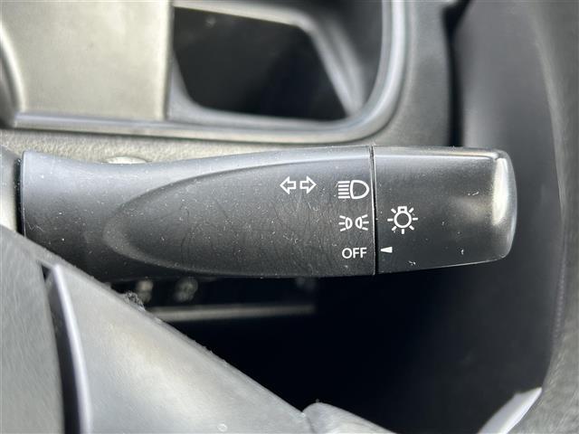 ソリオ ハイブリッドＭＸ　社外ナビ・ワンセグ・左側パワースライドドア・運転席シートヒーター・横滑り防止・アイドリングストップ・シートバックテーブル・ロールサンシェード・純正１５インチＡＷ・プッシュスタート・禁煙車・取扱説明書（14枚目）