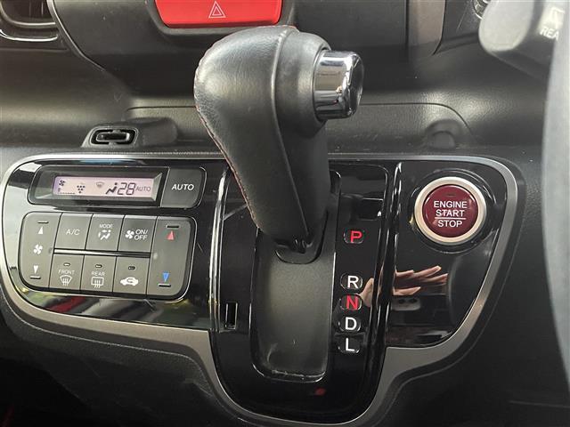 Ｎ－ＢＯＸカスタム Ｇ・Ａパッケージ　ワンオーナ・純正ナビ（ＶＸＭ－１４５ＶＳｉ）・Ｂｌｕｅｔｏｏｔｈ／ＡＭ／ＦＭ／ＣＤ／ＤＶＤ／ＵＳＢ）・ワンセグテレビ・バックカメラ・プッシュスタート・スマートキー・スペアキー・衝突軽減・横滑り防止装置（7枚目）
