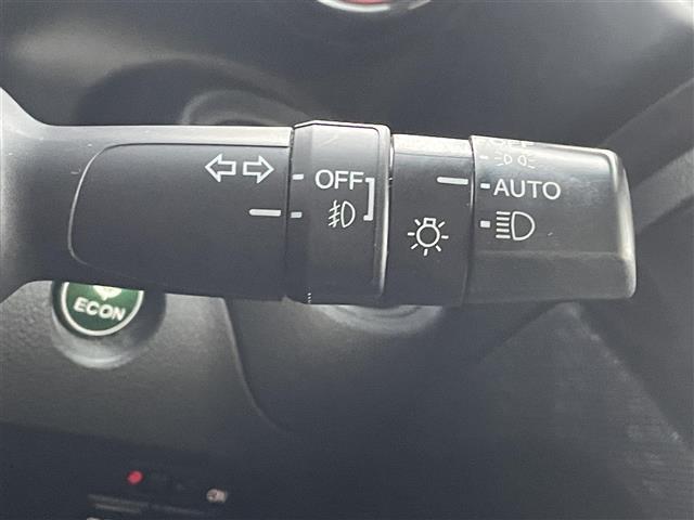 Ｎ－ＢＯＸカスタム Ｇ・Ａパッケージ　ワンオーナ・純正ナビ（ＶＸＭ－１４５ＶＳｉ）・Ｂｌｕｅｔｏｏｔｈ／ＡＭ／ＦＭ／ＣＤ／ＤＶＤ／ＵＳＢ）・ワンセグテレビ・バックカメラ・プッシュスタート・スマートキー・スペアキー・衝突軽減・横滑り防止装置（13枚目）