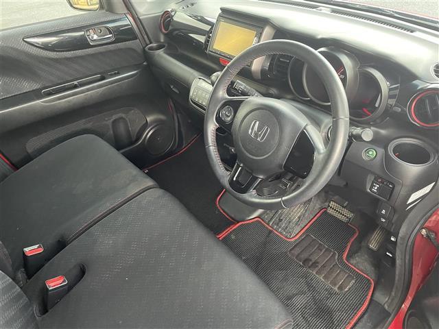 Ｎ－ＢＯＸカスタム Ｇ・Ａパッケージ　ワンオーナ・純正ナビ（ＶＸＭ－１４５ＶＳｉ）・Ｂｌｕｅｔｏｏｔｈ／ＡＭ／ＦＭ／ＣＤ／ＤＶＤ／ＵＳＢ）・ワンセグテレビ・バックカメラ・プッシュスタート・スマートキー・スペアキー・衝突軽減・横滑り防止装置（20枚目）