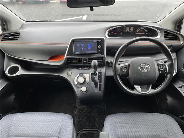 シエンタ Ｇ　純正ナビ・Ｂｌｕｅｔｏｏｔｈ・ＴＶ・ＦＭ・ＡＭ・ＨＤＭＩ外部入力・両側パワースライドドア・オートマチックハイビーム・純正ＬＥＤヘッドライト・レベライザー・ウィンカーミラー・エンジンスターター・ＥＴＣ（2枚目）