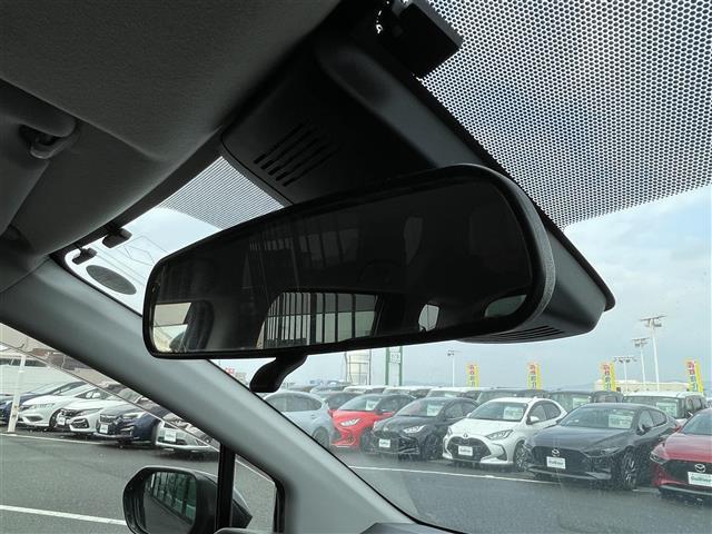 シエンタ Ｇ　純正ナビ・Ｂｌｕｅｔｏｏｔｈ・ＴＶ・ＦＭ・ＡＭ・ＨＤＭＩ外部入力・両側パワースライドドア・オートマチックハイビーム・純正ＬＥＤヘッドライト・レベライザー・ウィンカーミラー・エンジンスターター・ＥＴＣ（9枚目）