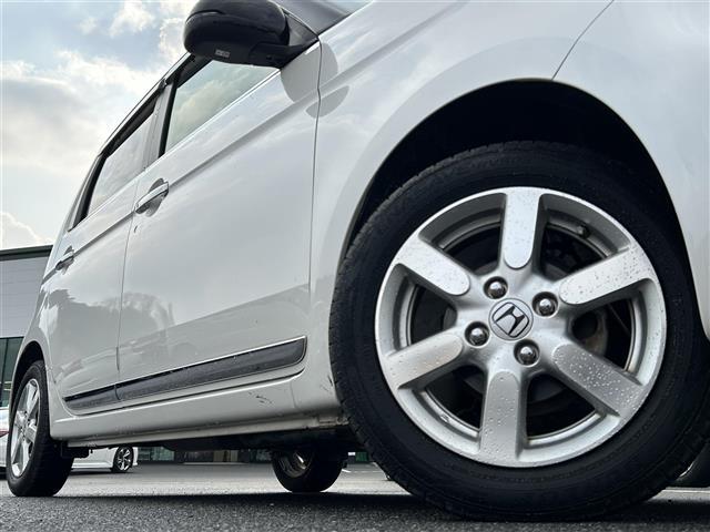 N-ONE プレミアム 純正ナビ・フルセグ・バックカメラ・ビルトインETC・UVカットガラス・純正14インチAW・純正フロアマット・オートライト・フォグランプ・衝突軽減ブレーキ・横滑り防止装置・アイドリングストップ・禁煙車(40枚目)