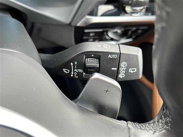Ｘ３ ｘＤｒｉｖｅ　２０ｄ　Ｍスポーツ　純正ナビ・フルセグ・全周囲カメラ・パワーシート・シートヒーター・電動リアゲート・ブラスポ・ＨＵＤ・ドラレコ・ＥＴＣ・追従クルコン・コーナーセンサー・オートＬＥＤライト・パドルシフト・純正ＡＷ・禁煙車（12枚目）